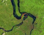 Data provided by optical and radar satellites are used to generate maps of flood
