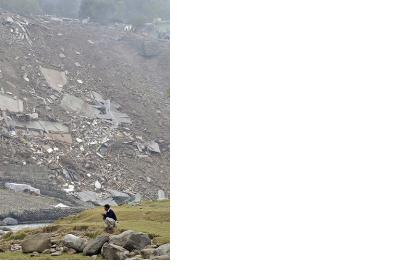 Devastation caused by an earthquake in Pakistan in 2005.