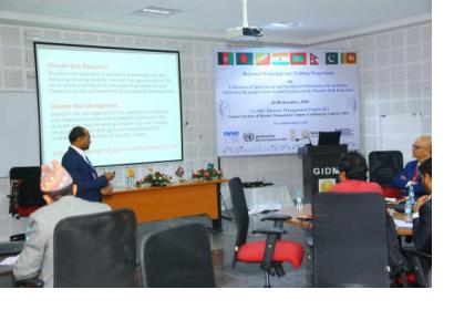 UN-SPIDER lecture during the SAARC regional workshop and training.